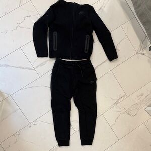 Nike Tech Kids Black Set